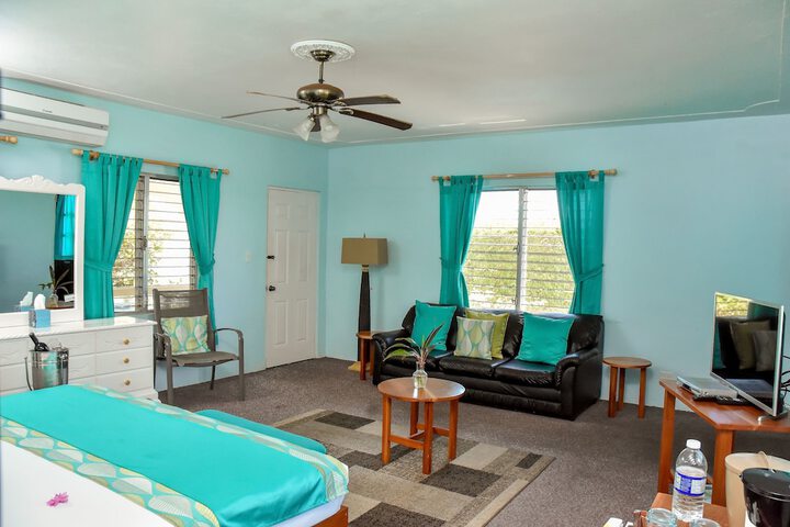Room 8 of 82