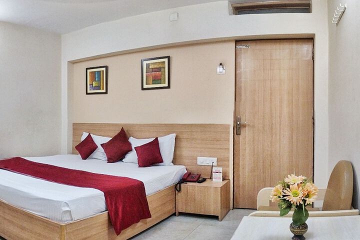 Room 4 of 29
