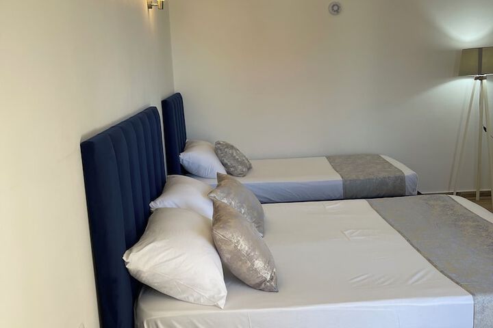 Room 12 of 43
