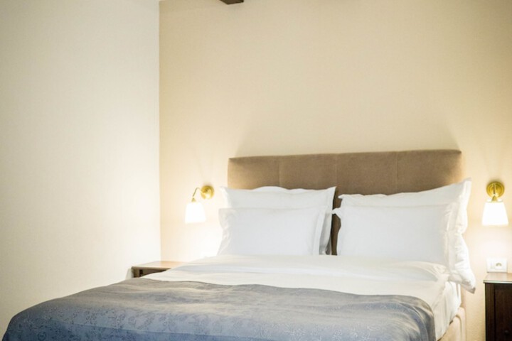 Room 4 of 47