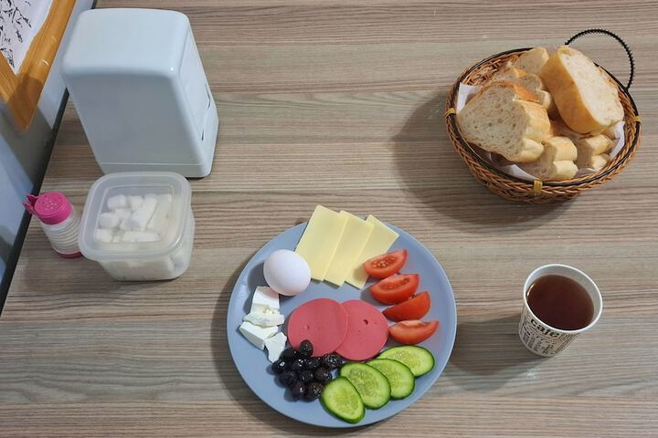 Breakfast/Coffee Service 23 of 29