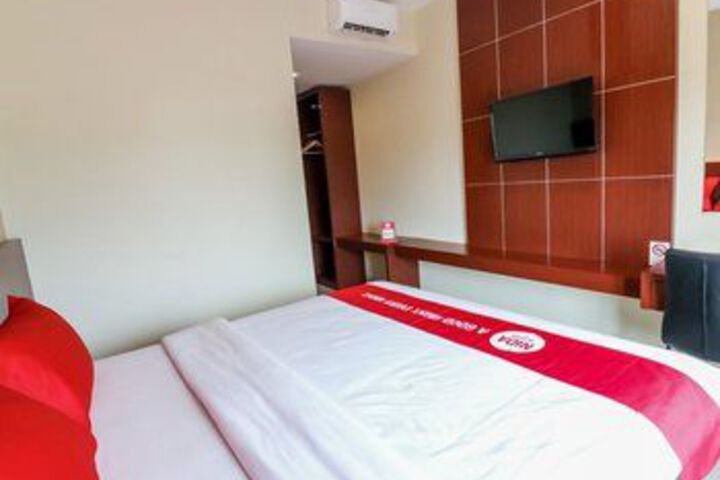 Room 30 of 80