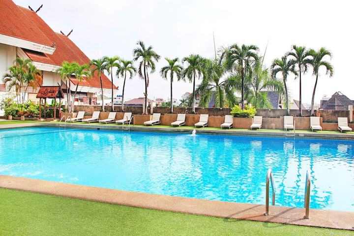 Hotel with Pool