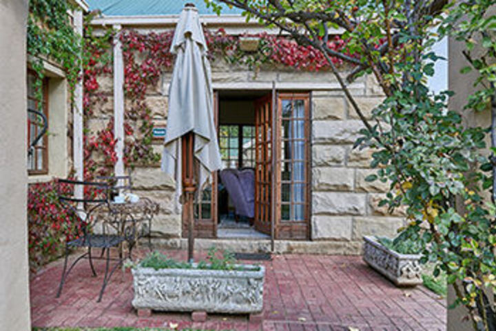 Hotel Exterior 17 of 57