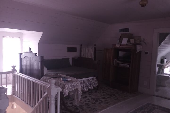 Room 41 of 108