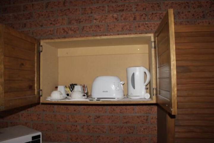 Room 17 of 46