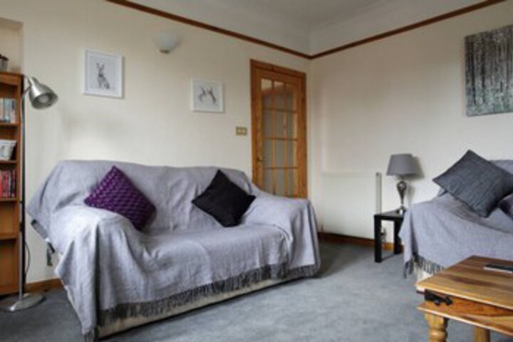 Room 6 of 15