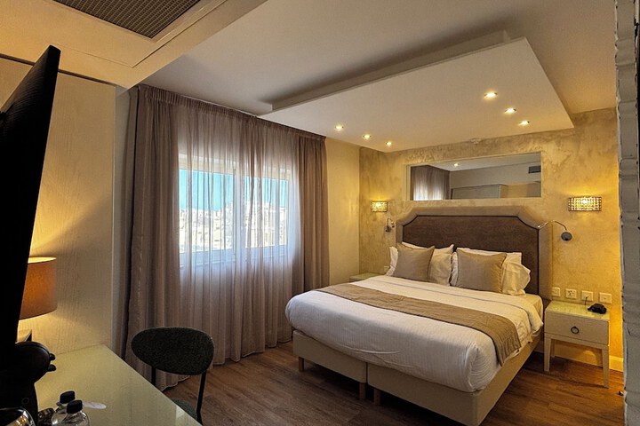 Room 50 of 155