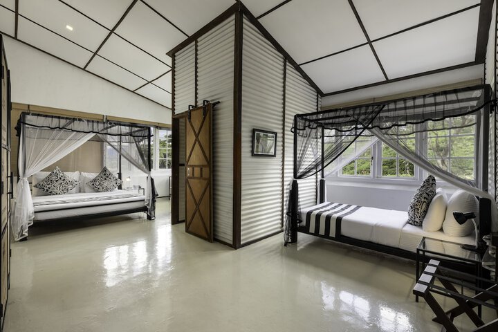 Room 7 of 24