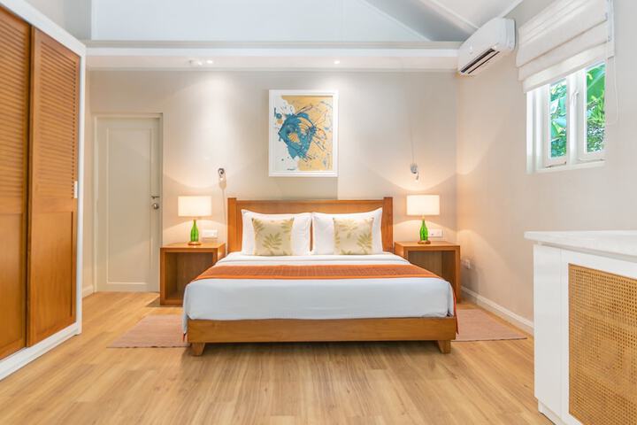 Room 5 of 51