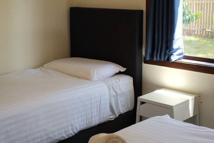 Room 16 of 74