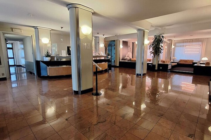 Hotel Interior 2 of 31