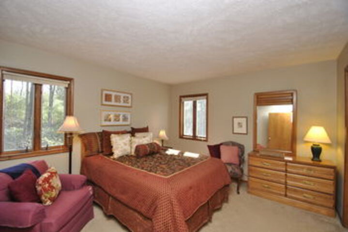 Room 12 of 17