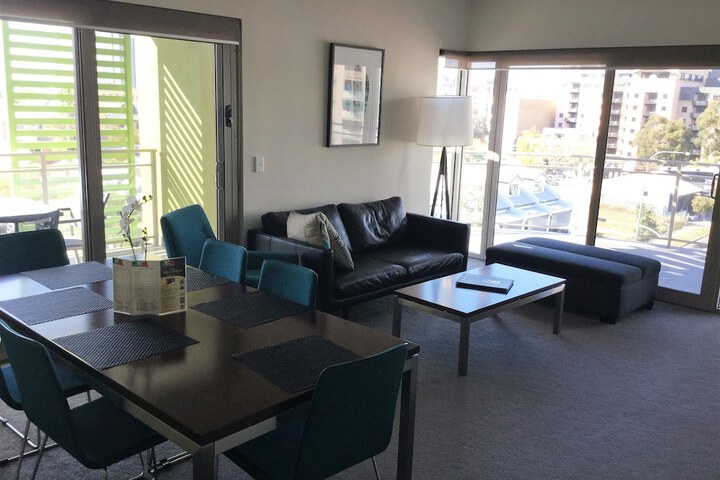 Room 11 of 24