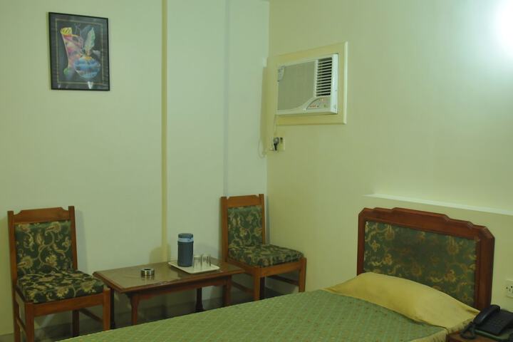 Room 7 of 21