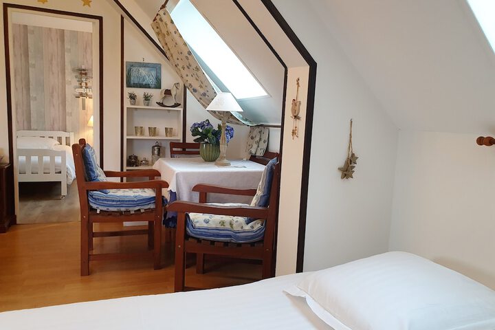 Room 10 of 39
