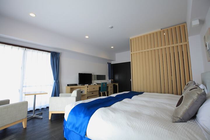 Room 10 of 44