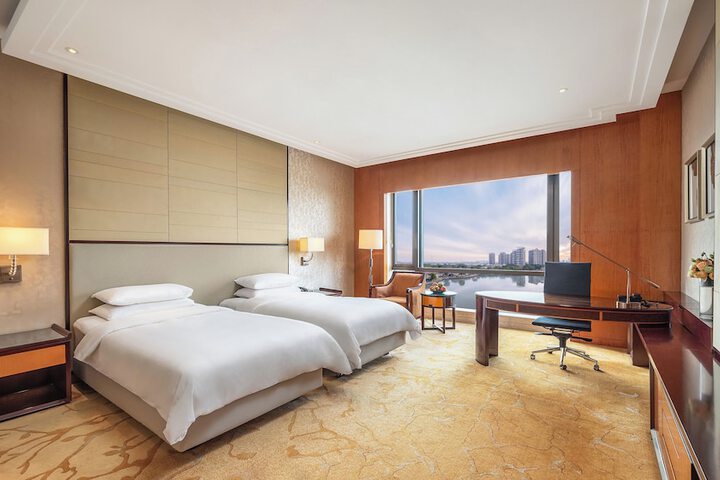 Room 29 of 105