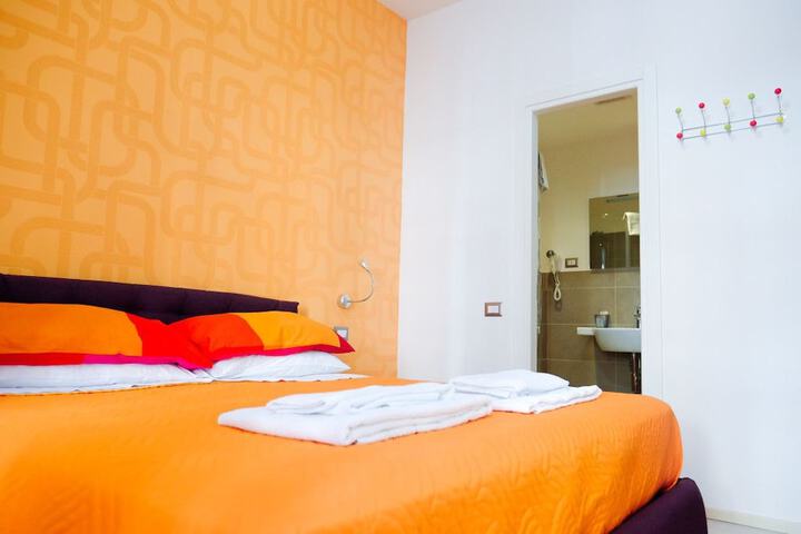Room 8 of 29