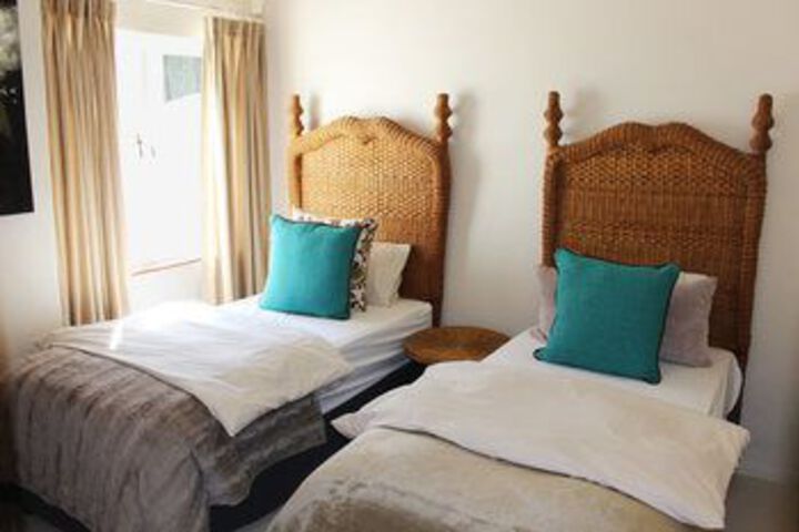 Room 5 of 15