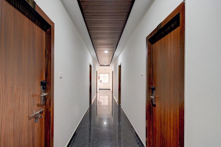 Hotel Interior 7 of 34