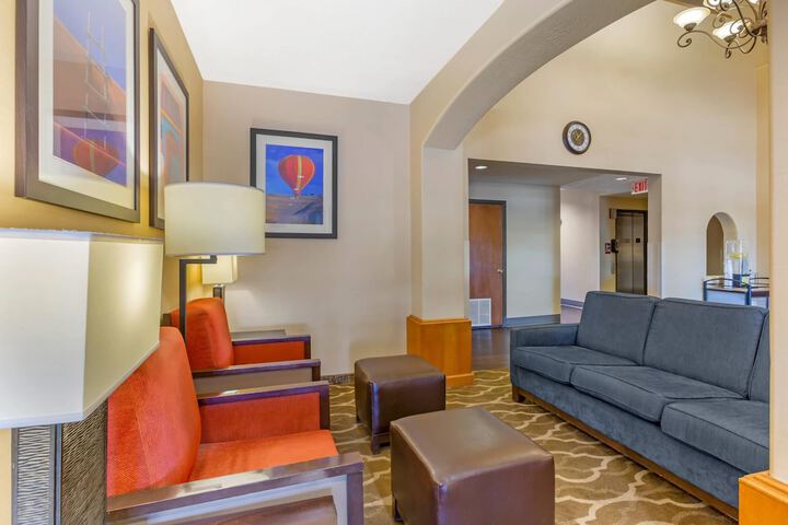 Hotel Interior 3 of 33