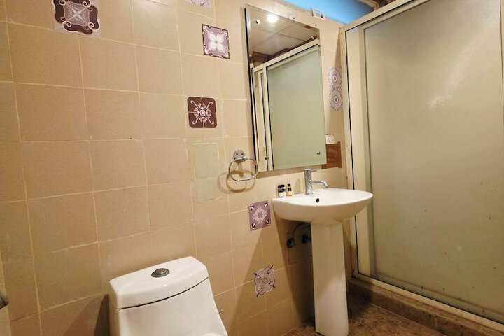 Room 54 of 181