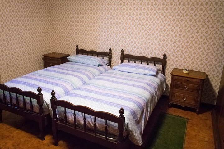 Room 3 of 20