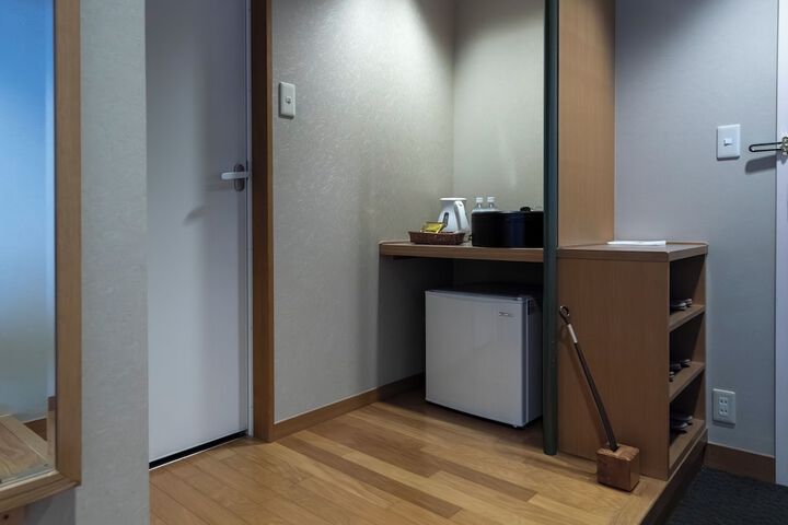 Room 28 of 91