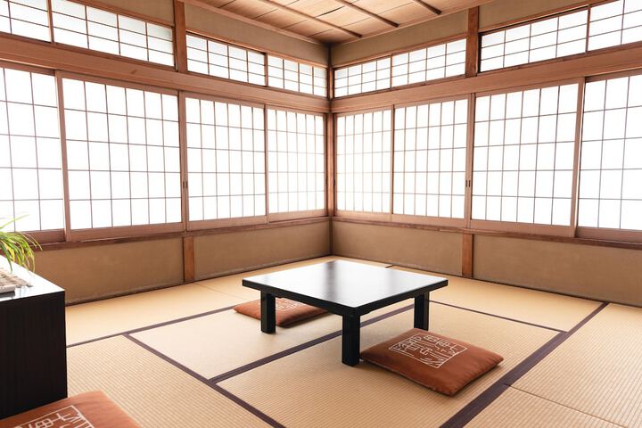 Room 3 of 48