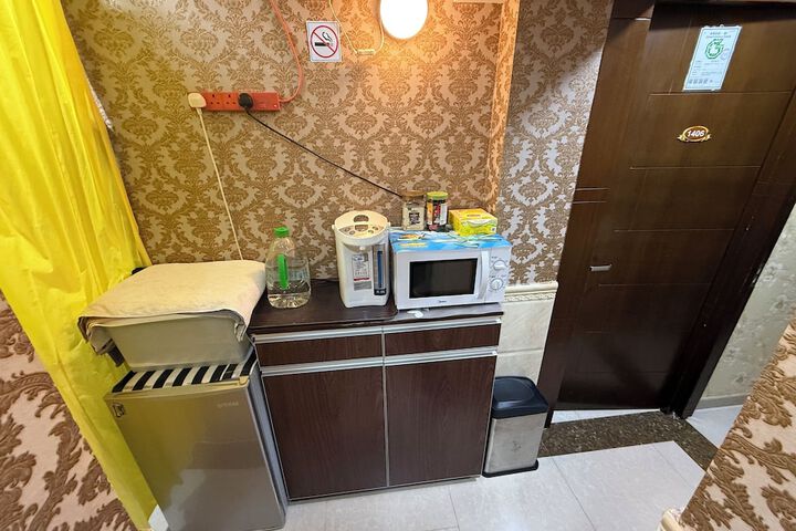 Room 82 of 139