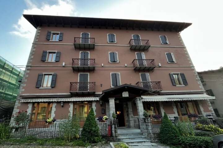 Hotel 11 of 11