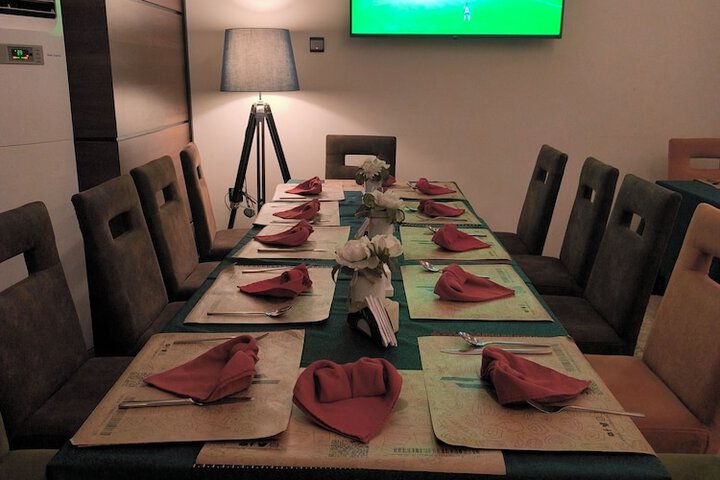 Dining 13 of 14