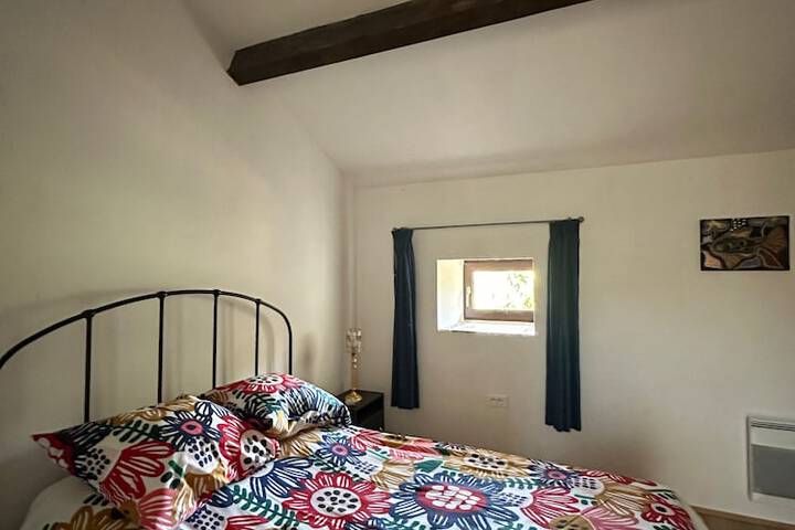 Room 85 of 320
