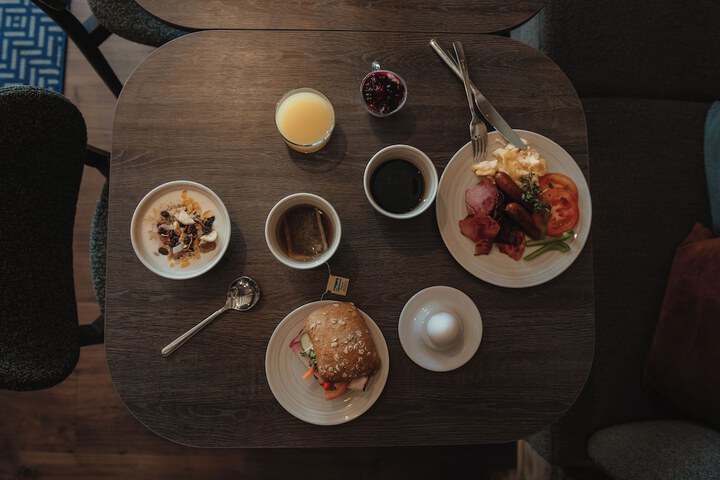 Dining 98 of 112