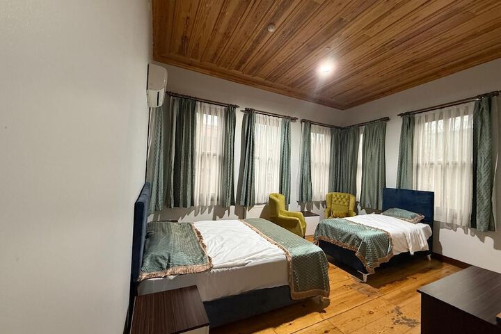 Room 7 of 64