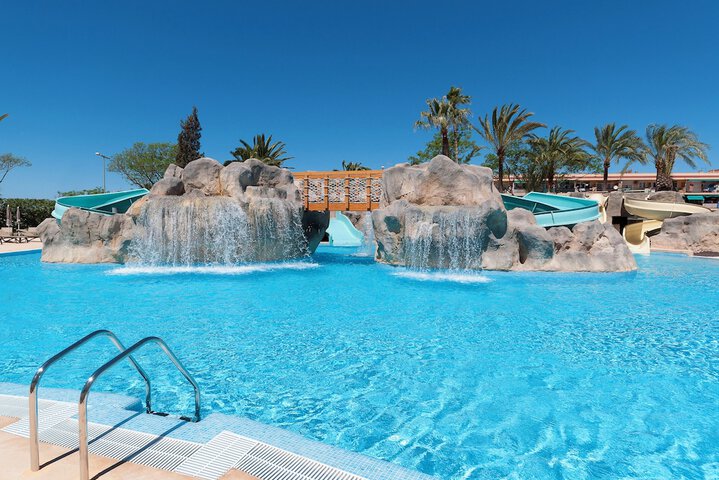Pool Hotel