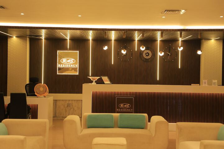 Hotel Interior 4 of 30