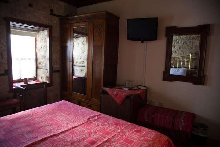 Room 7 of 26