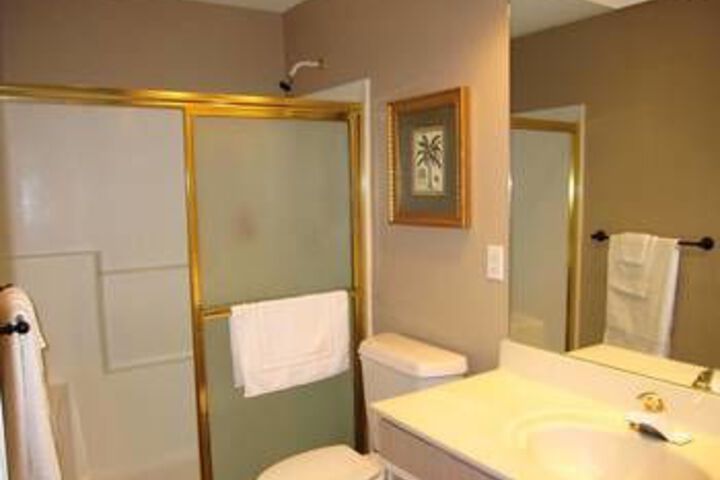 Room 6 of 48