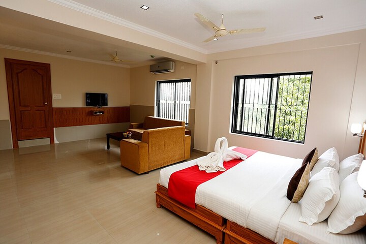 Room 8 of 63