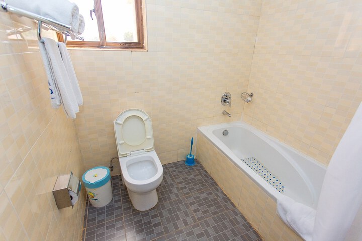 Room 15 of 22