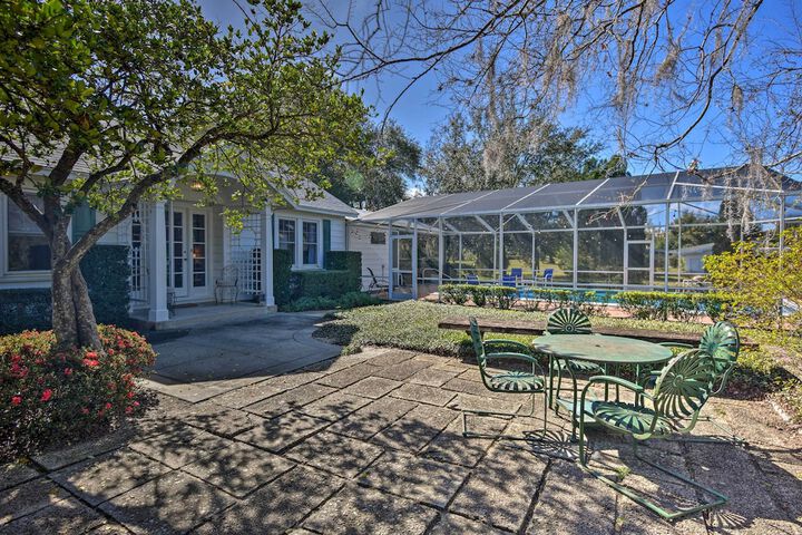 Cottage w / Private Pool - Walk to Lake Wales!