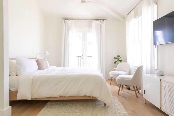 Room 5 of 26