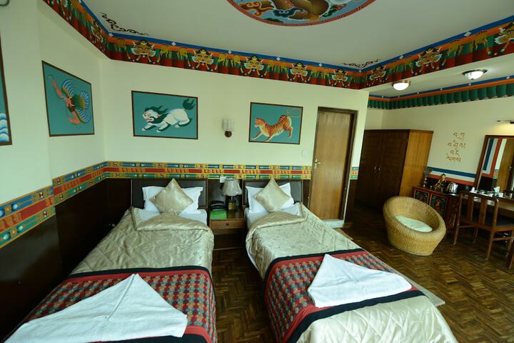 Room 12 of 79