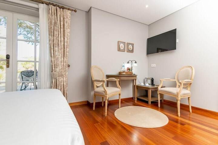 Room 70 of 162