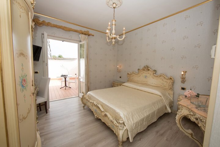 Room 9 of 64
