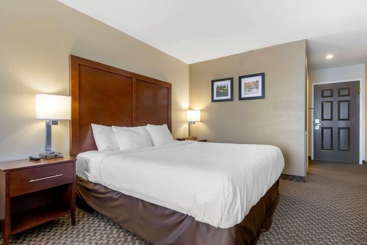 Room 18 of 47