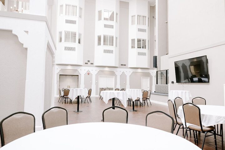 Ballroom/Hall 59 of 72