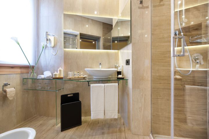 Clean Restrooms